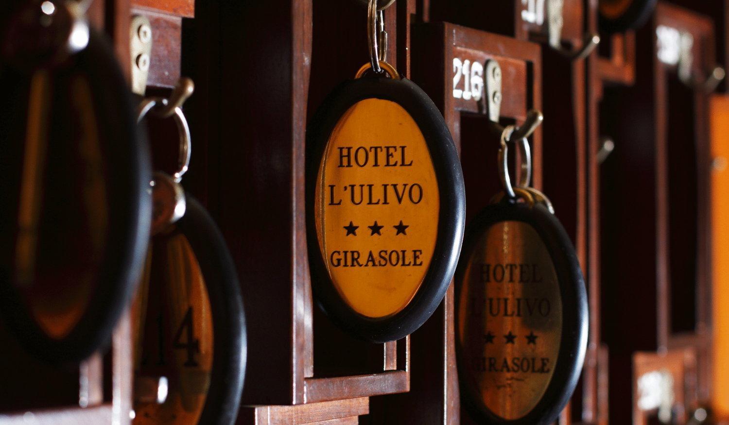 Hotel L'Ulivo Girasole Exterior photo